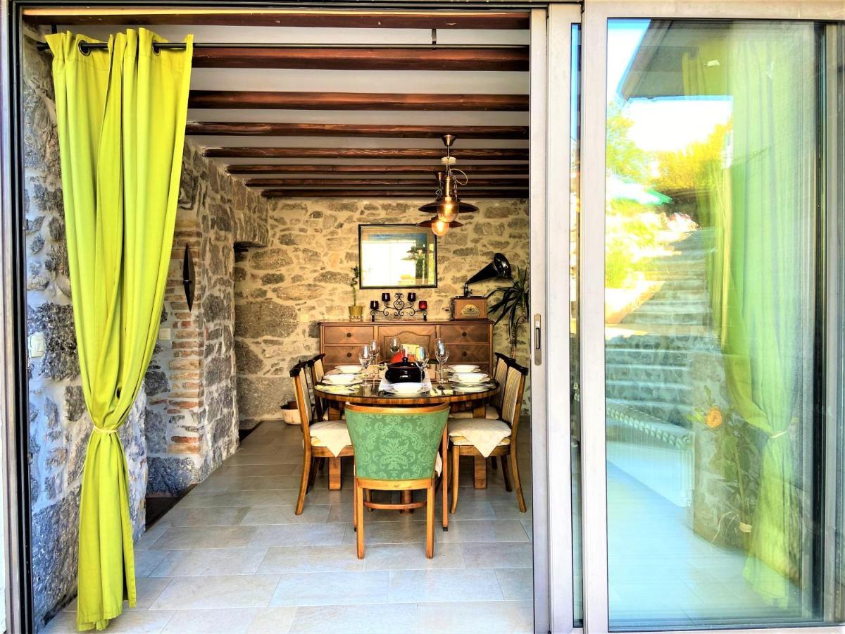 Villa Salvia - Holiday House With Pool - Jurdani Exterior foto